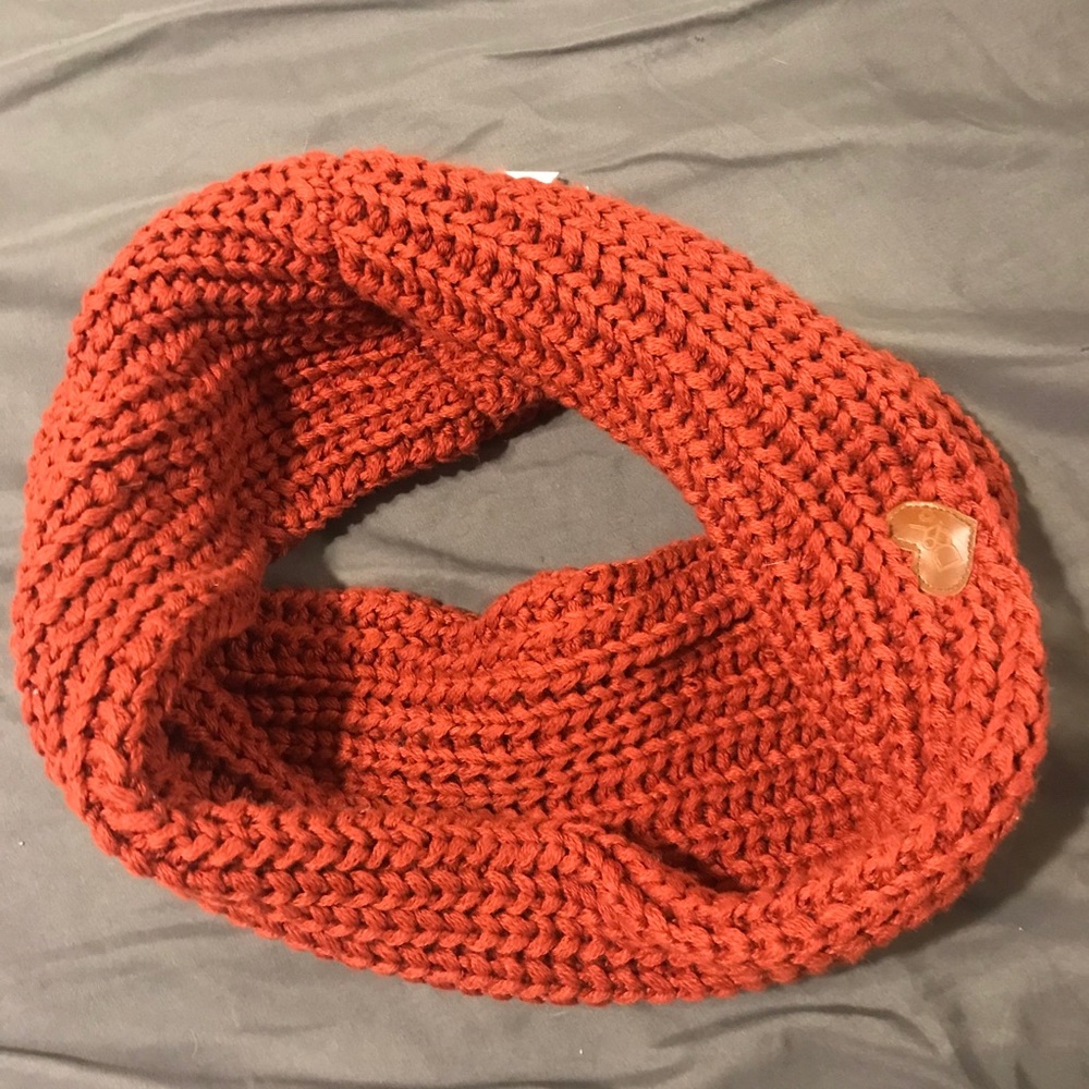 Orange/ red circle scarf